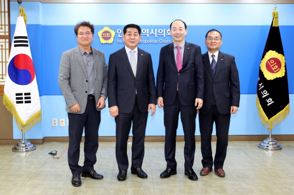 정해권 의장, 인천지역 건설경기 활성화 논의