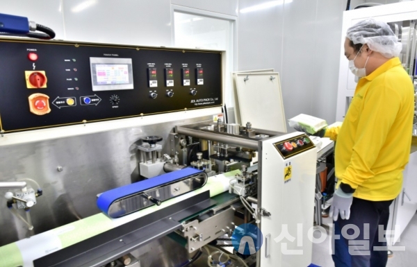인제군장애인보호작업장, 물티슈 제조사업 시작…일자리 확대