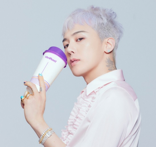 가성비 카페 더벤티 새 얼굴에 G-DRAGON