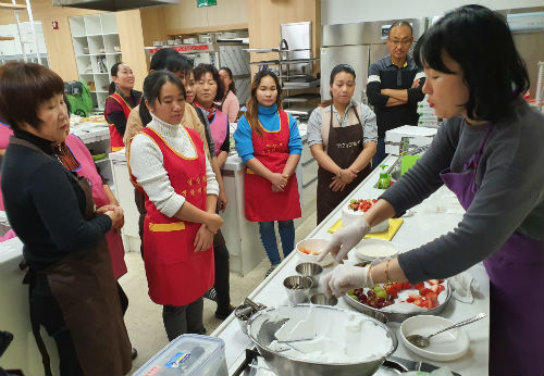 행복 가득 크리스마스 케이크 만들기