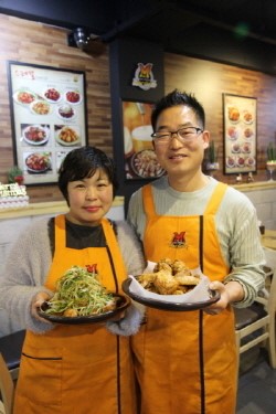 평범한 동네 치킨호프 맥그릴치킨 매출 대박 비결이…