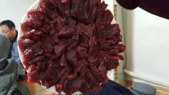 [후지니의 전국 팔도 맛집 탐방(21) 대구 뭉티기 왕거미식당] 주당들이 가고 싶어하는 생고기 전문점