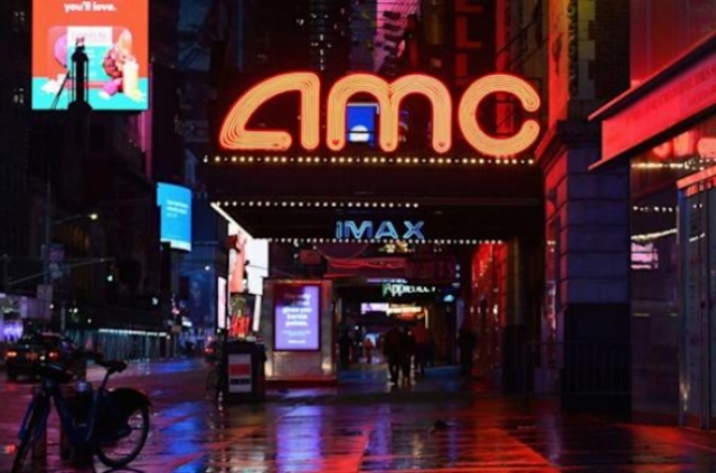 미국 극장체인 AMC, 주식 물타기 우려에 15% 폭락