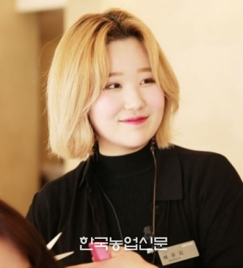 준오헤어 노원사거리점 배우리 디자이너가 제안하는 단발 C컬펌