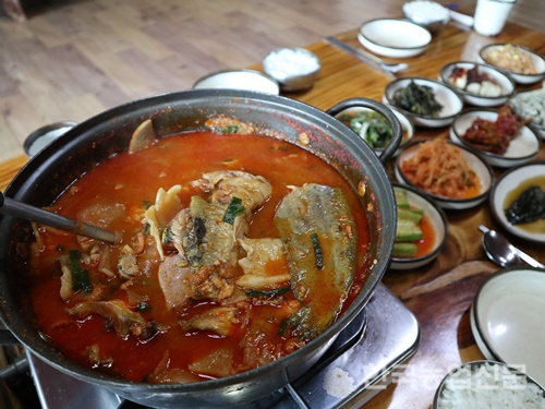 아산맛집 쌍둥이네매운탕, 스파하러 왔다가 매운탕 먹고 가지요