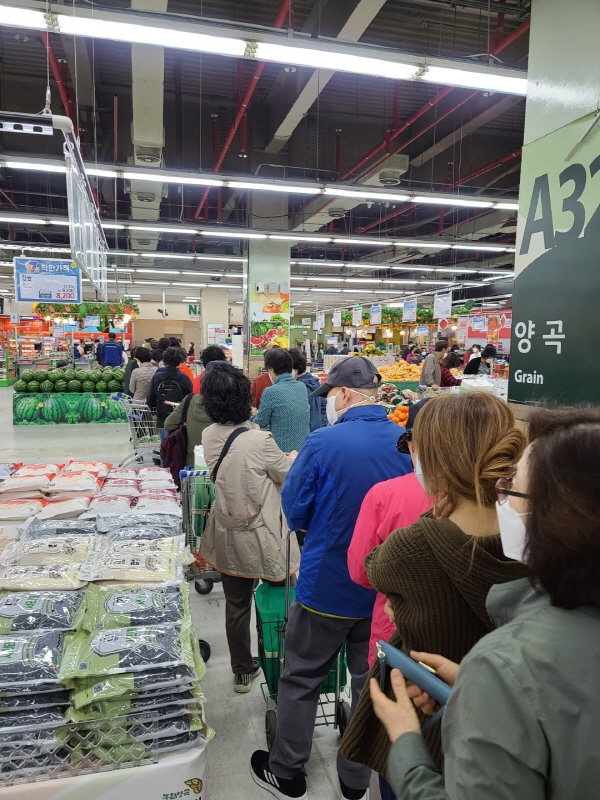 농협하나로마트 창동점, 착한가격행사 인산인해 이뤄