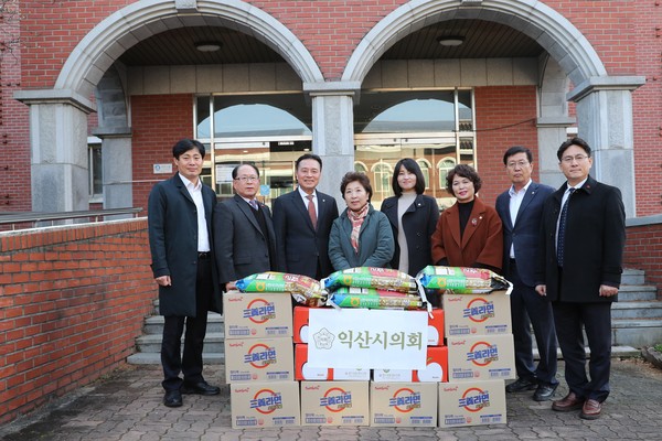 익산시의회 시설방문으로 훈훈한 연말 보내