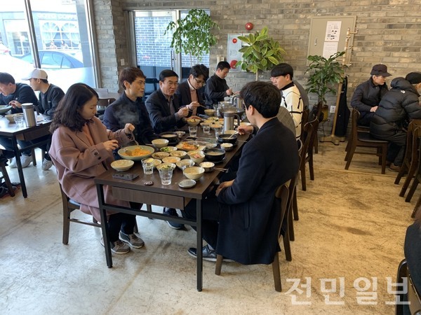 김형조 덕진구청장, 맛있수다로 직원 격려
