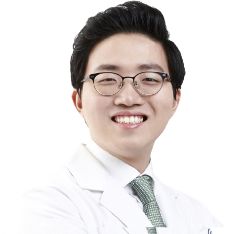 [칼럼]교통사고 후유증, 맞춤 처방과 양ㆍ한방 협진 치료로 다스려야