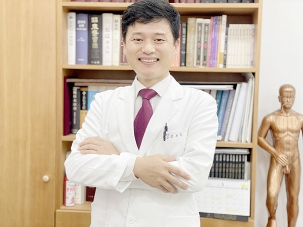 [칼럼] 추나요법, 신체 불균형 개선에 도움