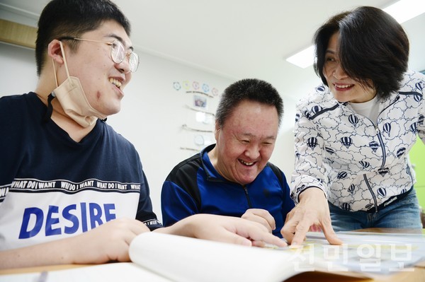 발달장애인도 행복한 삶 누려야… 국가책임제 도입 절실