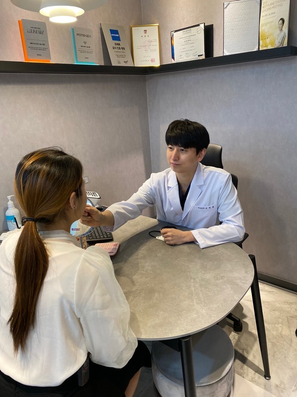 밴스의원 홍대점, 잔주름·피부결 개선 가능한 리즈네 런칭