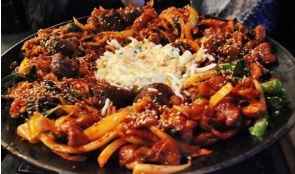 젊은 층에서 큰 주목을 받고 있는 강남 맛집 부야스곱창