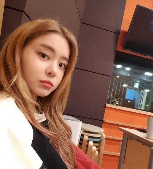 서유리 나이 진짜? 남편 최병길이 반한 인형 미모