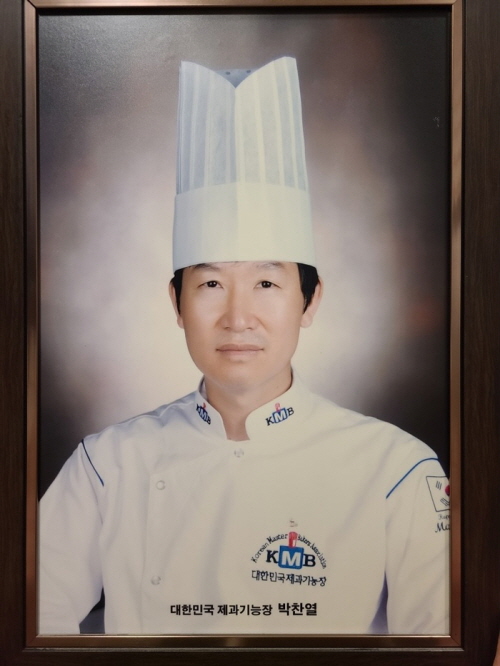 [JOB인터뷰] 거제시 메러디스빅토리 박찬열 대표, 가족을 위하는 마음으로 정직하게 구워낸 빵