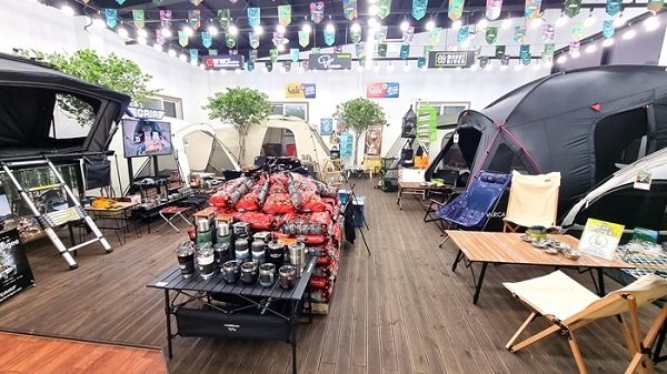 캠핑용품 전문점 트래블러 캠핑, 파주점 그랜드 오픈