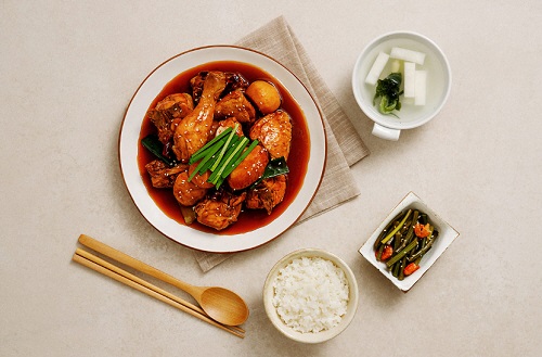 간편식 전문 기업 교동식품, 프리미엄 궁중찜닭 출시