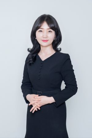 [이코노믹s] 생각키움독서논술교습소 이선희 대표 독서 능력은 평생의 힘이자 소중한 선물