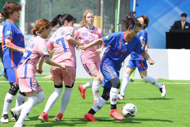 [건강상식 한방(韓方)에 듣다] 축구에 진심인 '골 때리는 그녀들'…발목 부상 조심해야