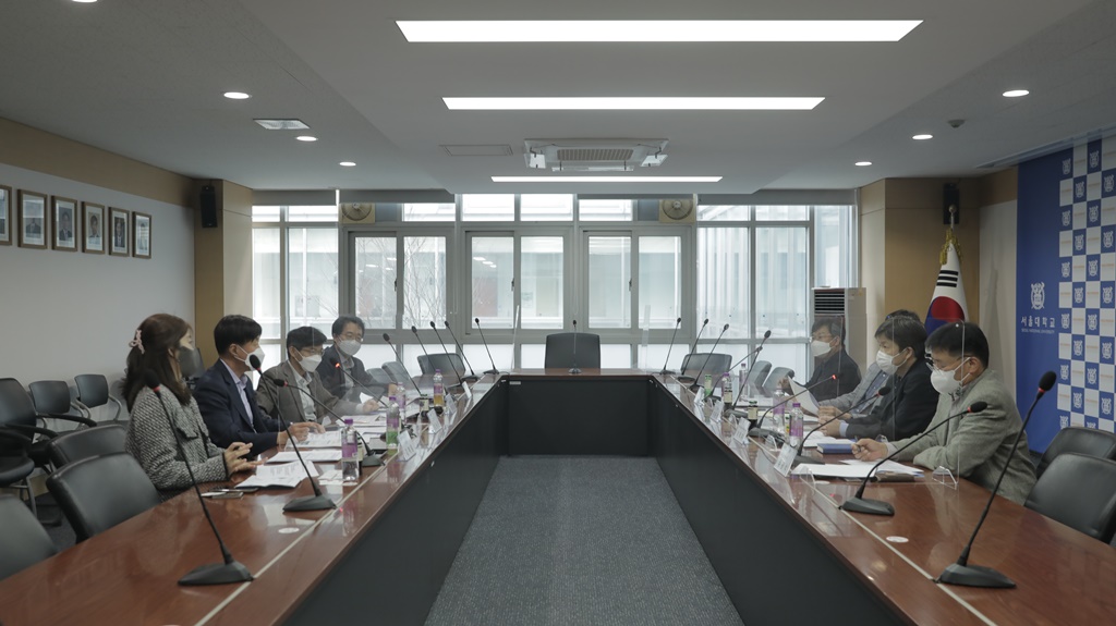 창업진흥원장, 현장 통해 시스템반도체 동향 살펴