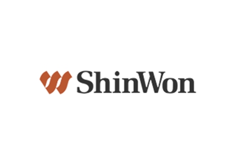 패션주 상승 많아, 개성공단 관련주 신원 상한가 인디에프 급등