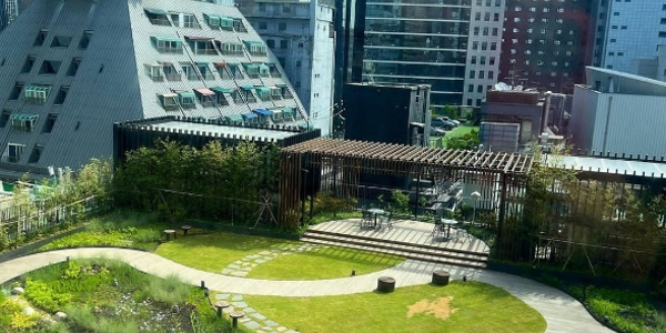 앤로지즈는 빵도 장미도 원한다, 타임워크명동 공유정원 ‘녹녹’은 어떤 곳?