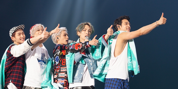 SM엔터테인먼트, 샤이니 데뷔 15주년 기념 영화 마이 샤이니 월드 개봉