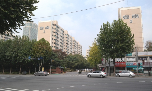 [서울아파트거래] 강남구 개포동 경남1차 32.5억, 역삼푸르지오 25.5억