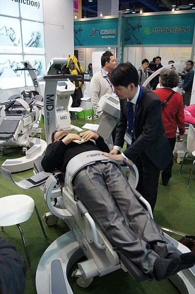 [포토뉴스]KIMES 2015, 2일차 관람 열기 후끈