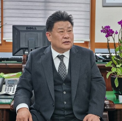 회무연속성·세대교체 두마리 토끼 잡겠다