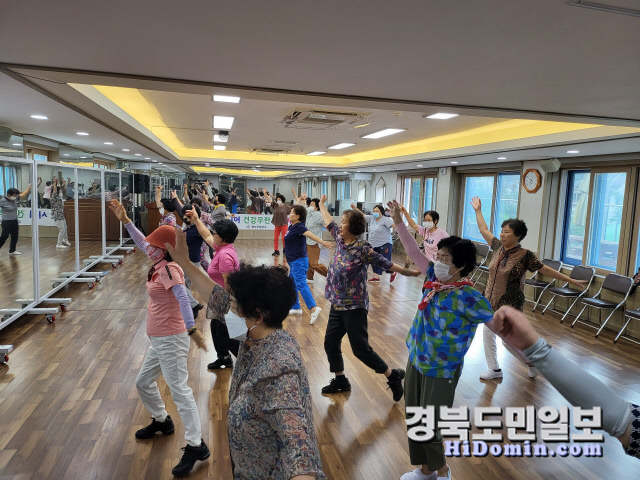 청도 시니어 건강무한도전 체조교실 운영