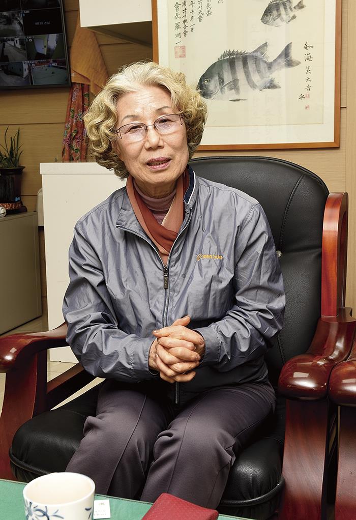 연속기획 코리아 브랜드가 뛴다_ 글로벌·스마트 용성 선언 베트남 공장 세우고 업무·관리소통 시스템 도입