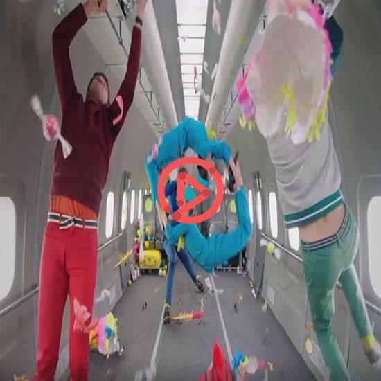 [쿠키영상] 특수효과 안썼어요…무중력 뮤직비디오 선보인 오케이 고(OK Go)