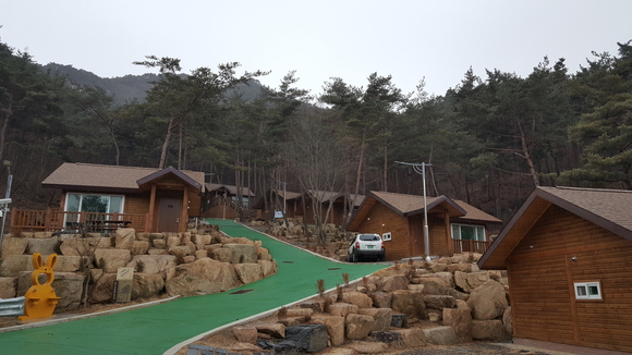 화왕산자연휴양림