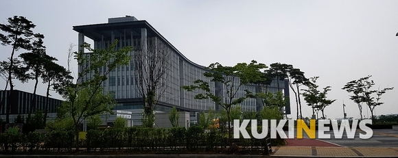 전국 기초단체장들, 지방분권 머리 맞댔다...지방행정연수원, 자치단체장 비전포럼 개최