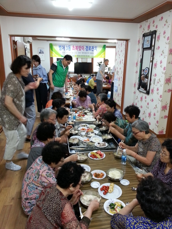 [동정] 대구 수성구 범어3동 새마을회, 초복 맞이 경로잔치 개최