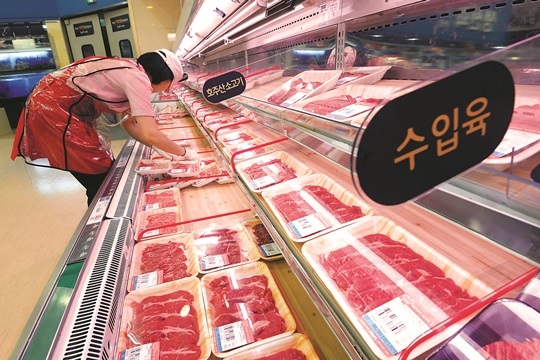 ‘정육점 대신 마트로’… 대형마트, 소고기 소매 유통경로 1위