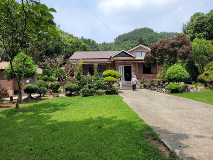 백제 마지막 왕자 융(隆)의 후손 부여서씨,  예산 신양 오리울 부락에 산다