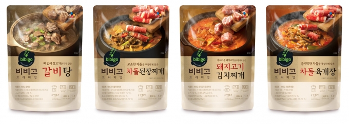 유통업계, 맞춤 프리미엄 전략으로 소비 심리 정조준