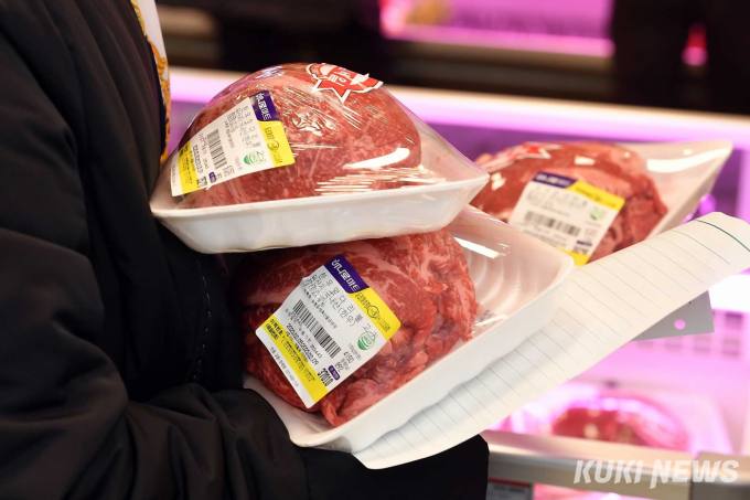 농협 하나로마트 ‘한우 300마리 할인’ 판매 중