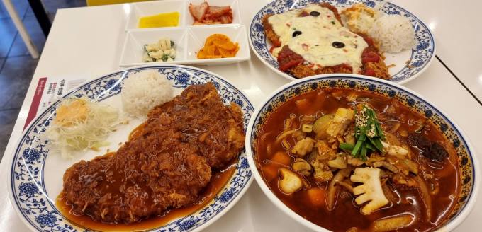 레트로 감성 젊은 층 인기 짬뽕과 돈까스 [맛좋은 칼럼]