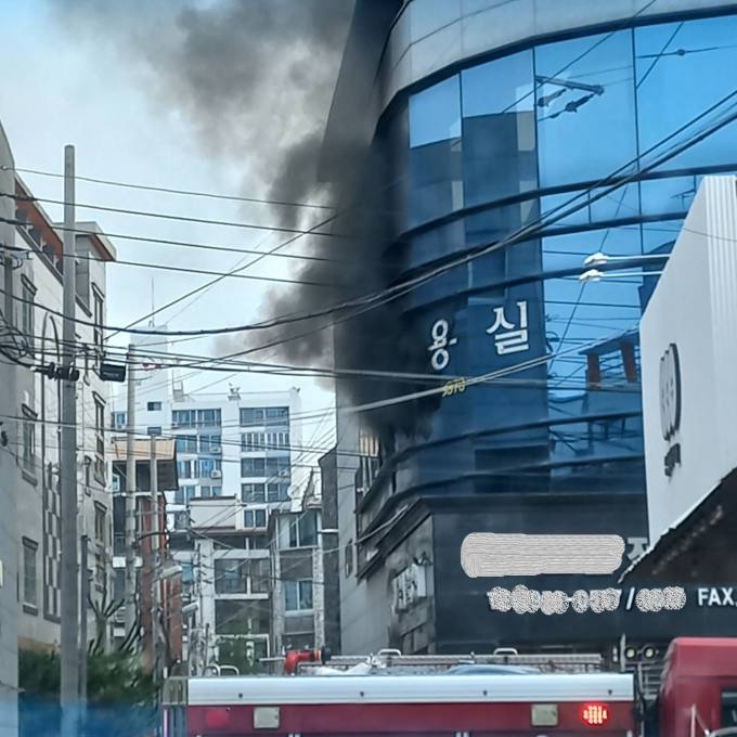 칠곡 왜관 미용실서 불…90대 여성 연기 흡입