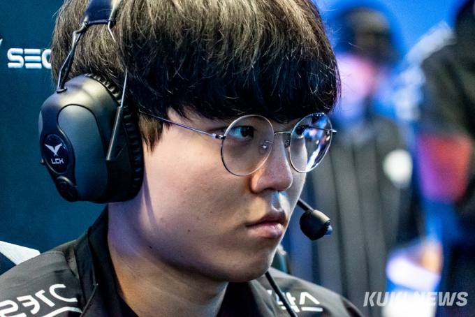 ‘커즈’ 문우찬의 속내 “연 없던 롤드컵, 지켜볼 때 자존감 떨어지기도 했죠” [LCK]