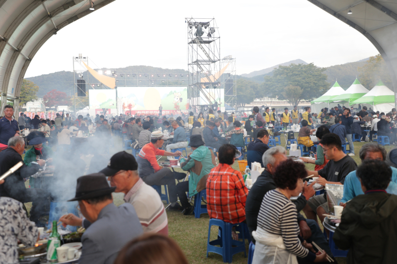 황토한우 맛보고 가격에 놀라고 수려한 합천에 푹 빠졌다