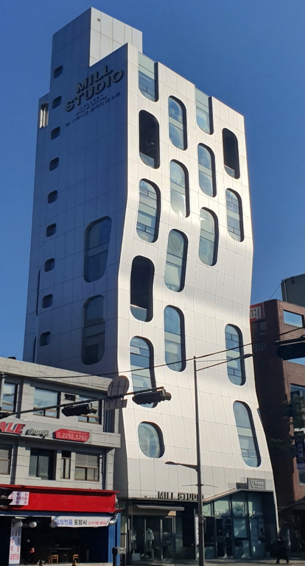 명유석 대표, 착한 임대료 동참 