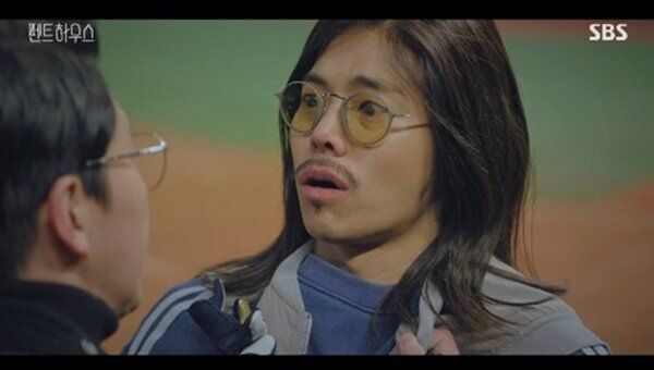 박은석이 허위사실 최초 유포자라는 주장이 나왔다. 박은석 측은 