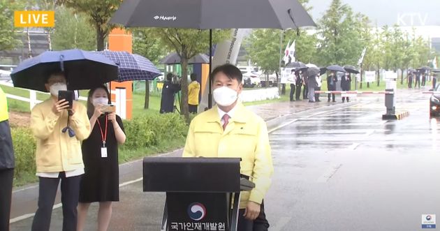 법무부 차관 황제 의전 논란은 사실 현장 취재진의 작품이었다
