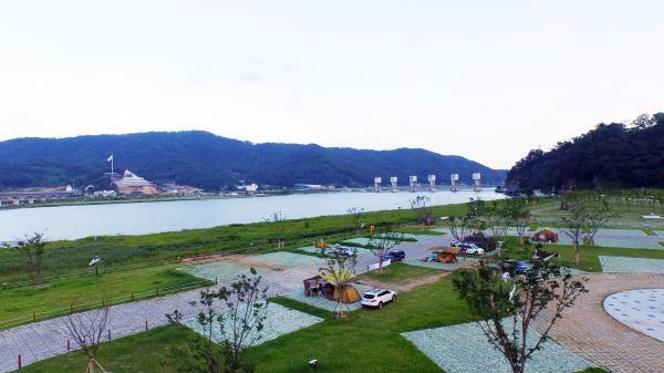 칠곡 오토캠핑장 영화도 보고 캠핑도 즐긴다