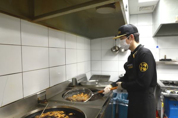 복날 특수 톡톡 노랑통닭, 초복‧중복 가맹점 매출 증가