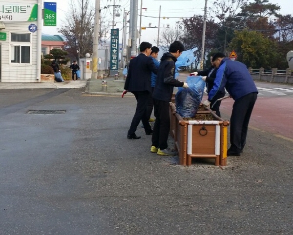 거창 수승대농협 마리지점 행복홀씨 입양사업 활동 전재